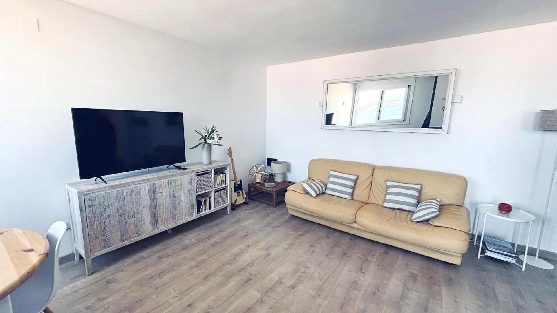 Mar I Neu Appartement Roses Spanje